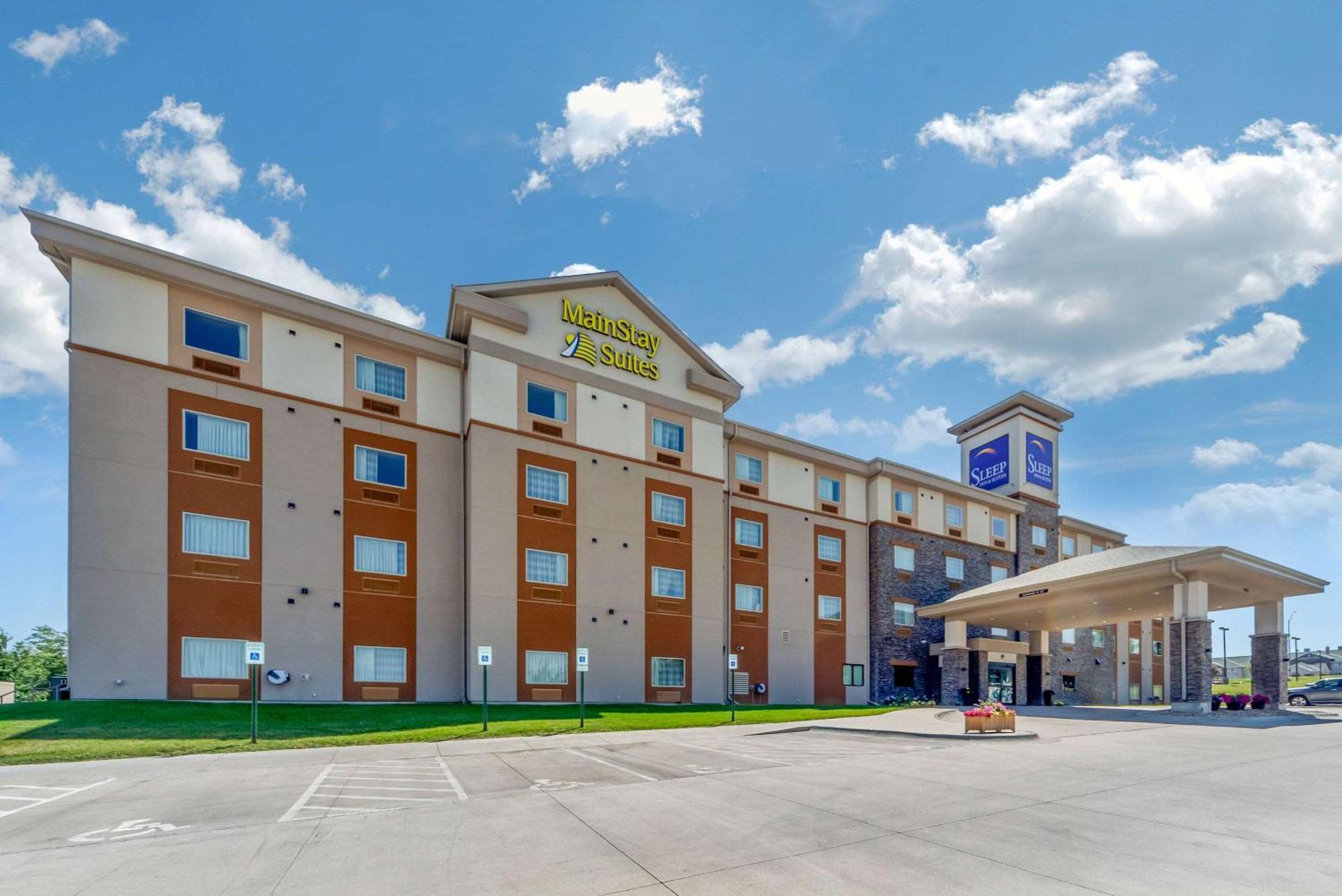 Sleep Inn & Suites Lincoln University Area Exterior foto